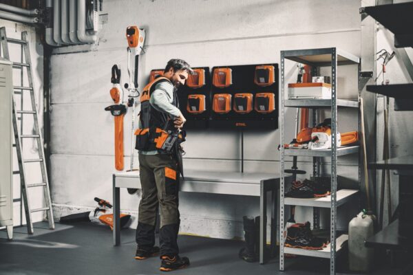 STIHL CR 6 Wall Mount Charging Rack