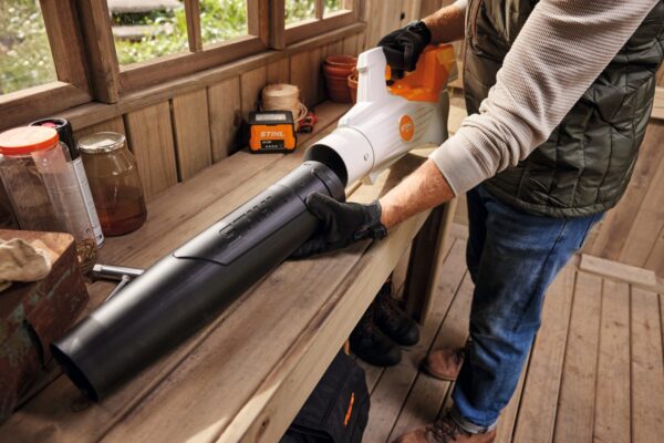 STIHL BGA 50 Cordless Blower – AK System