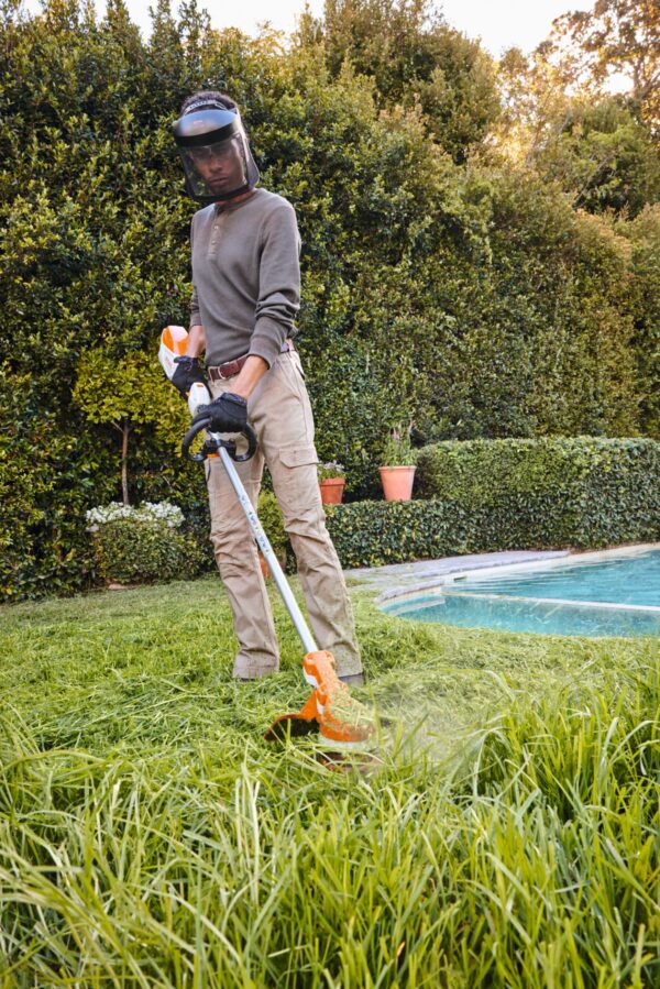 STIHL FSA 110 R Cordless Brushcutter – AP System (Tool Only)