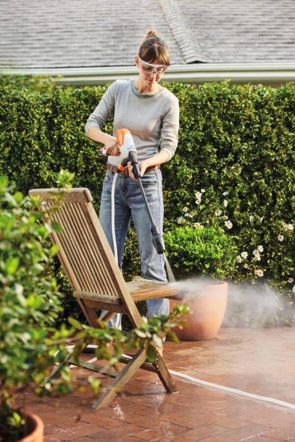 Stihl RCA 20 Cordless Pressure Washer - AS System