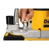 DeWalt DCGG571M1-GB 18V XR Grease Gun - 1 x 4Ah Battery - Image 4