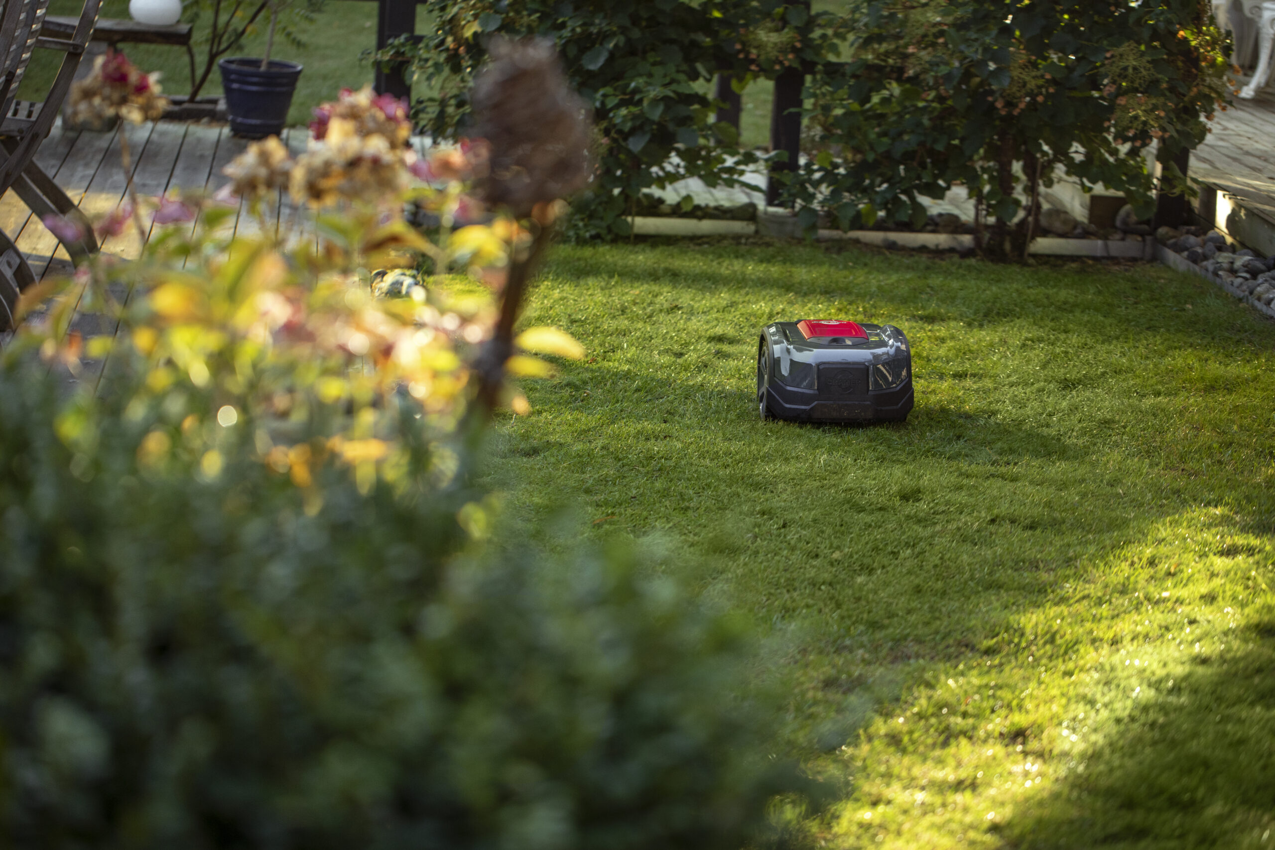 Cramer RM800 Boundary-Wired Robotic Mower