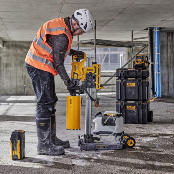 DEWALT POWERSHIFT™ DCPS151-XJ & DCD150NK-XJ Diamond Core Drill Stand Kit