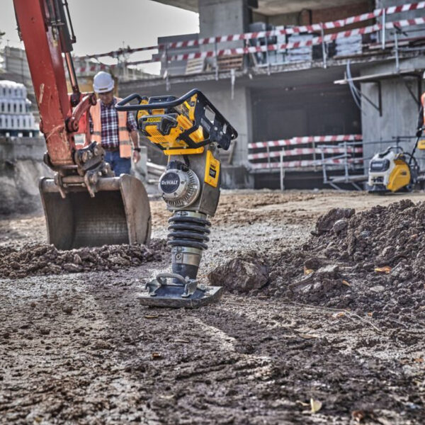 DEWALT POWERSHIFT™ DCPS660N-XJ 60KG Class Rammer Kit