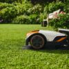 STIHL iMOW® 7 Robotic Mower For Lawns Up To 5,000 m² With WiFi & Bluetooth Control - Image 4