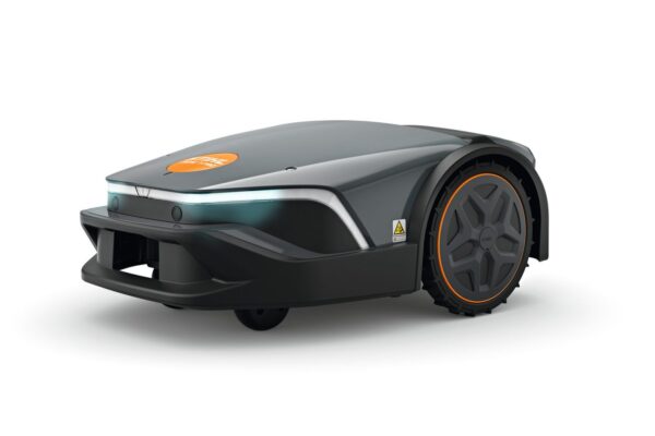STIHL iMOW® 7 PRO Robotic Mower For Lawns Up To 5,000 m² With 4G Connectivity & Fleet Management