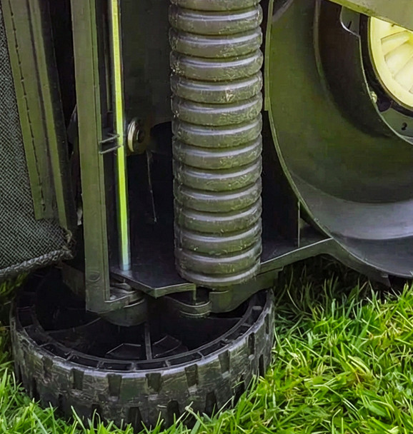 COBRA GTRM340 13" Electric Lawnmower with Rear Roller & Grass Combs