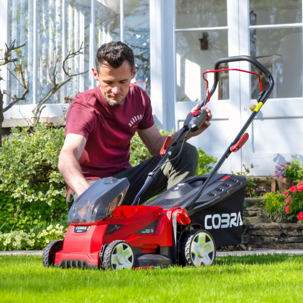 COBRA MX3440VX 40V Max+ Cordless Lawnmower Kit – 34cm Ultra-Light Design