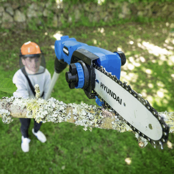 Hyundai Cordless Pole Saw, Pruner, 2.3m Long Reach, 20V 2Ah Li-Ion Battery | HY2192
