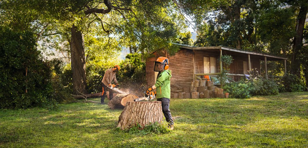 STIHL Children's Battery-Operated MS 500i Toy Chainsaw