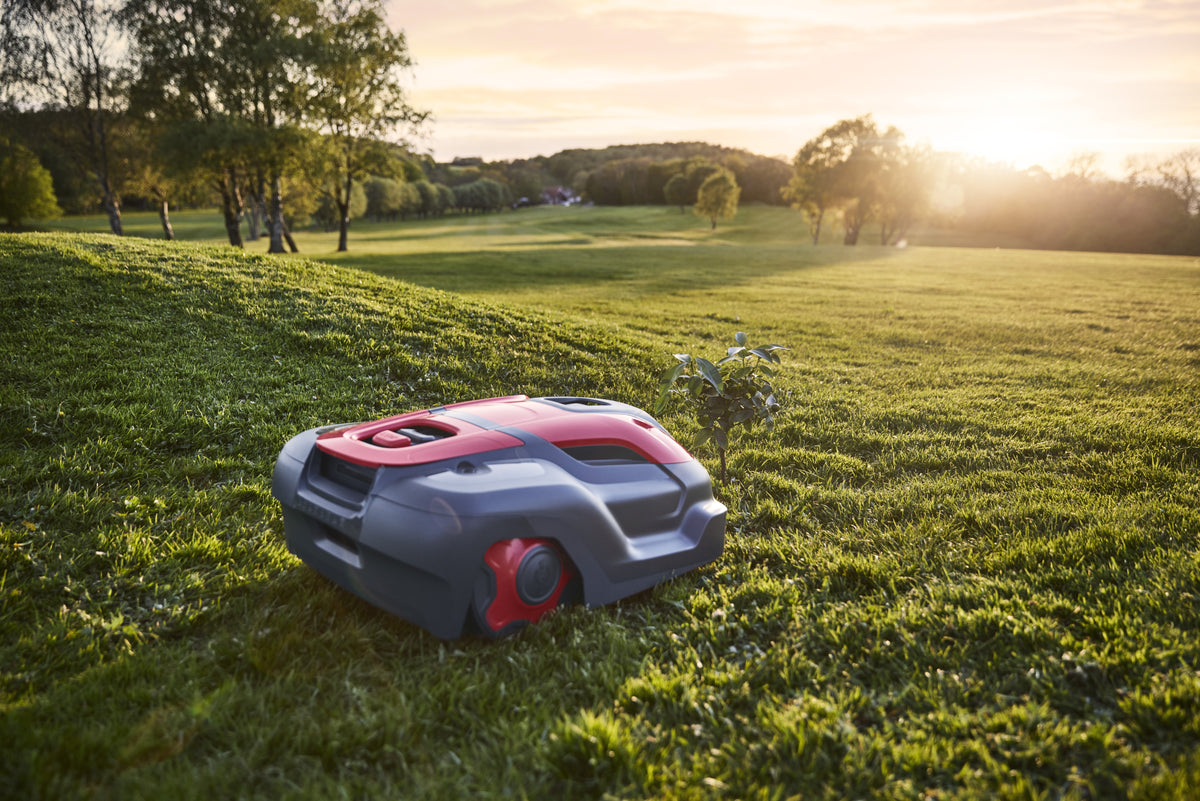 Cramer AiConic 5 Robotic RTK Mower