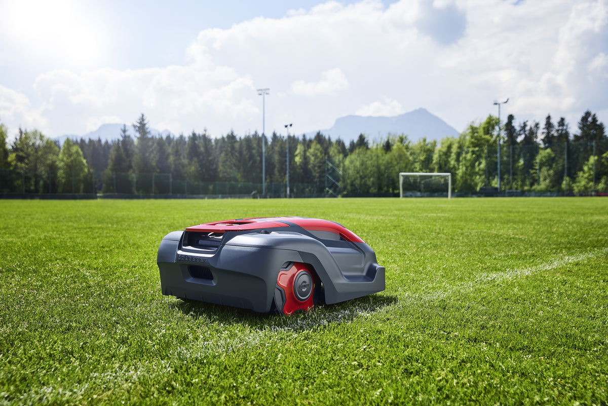 Cramer AiConic 5 Robotic RTK Mower