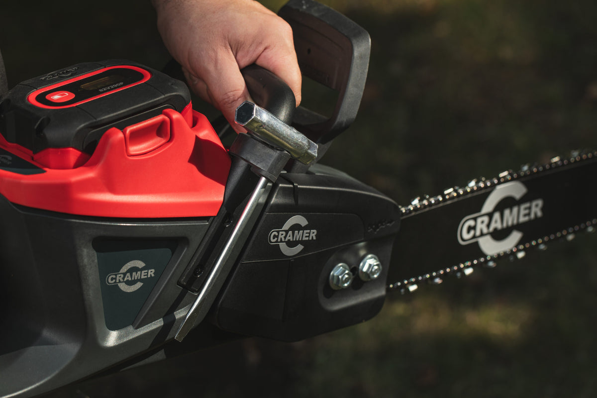 Cramer 82CS27 Battery Chainsaw