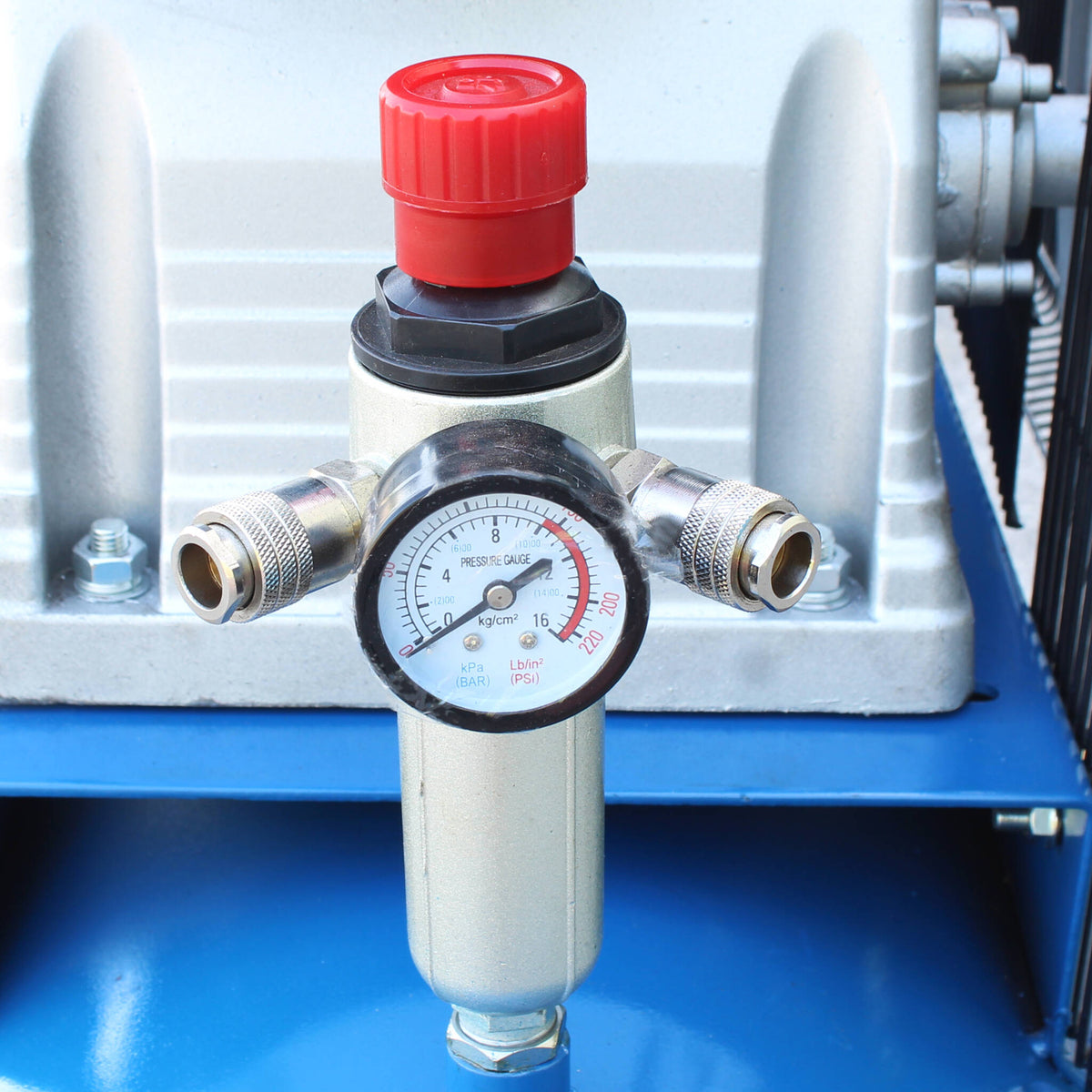 Hyundai HY140200PES 200L Litre Air Compressor, 29CFM/145psi, Twin Cylinder Belt Drive 14hp
