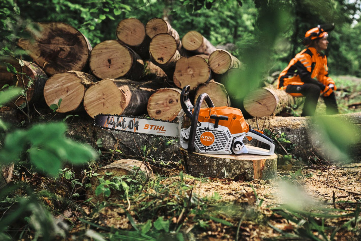 STIHL MS 300 C-M VW Professional Petrol Chainsaw (40cm / 16")