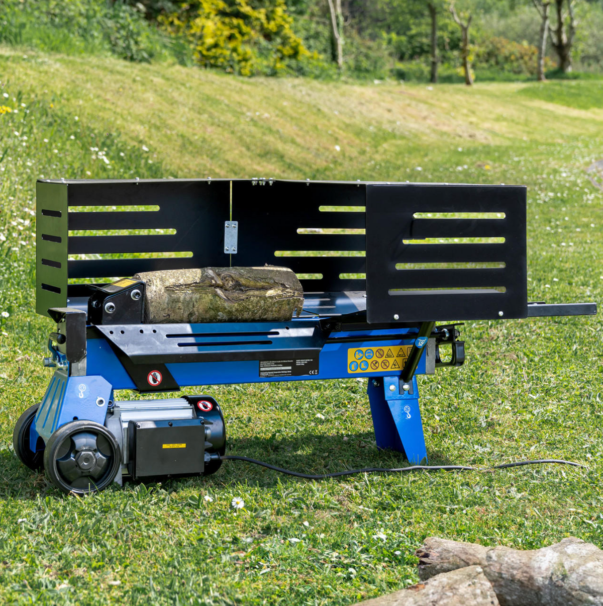 Hyundai 7 Tonne Horizontal Electric Log Splitter with Hydraulic Ram, Steel Protection Cage 520mm Length | HYLS7000HE