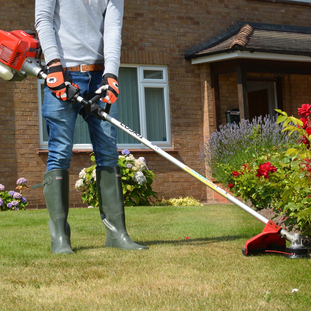 COBRA BCX230C Petrol Brush Cutter